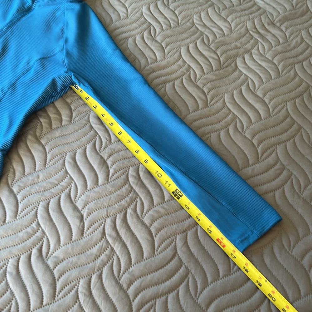 EUC - 💙 Chico's Blue Fitted 1/4 Zip Polo Sweatship - Picture 6 of 9